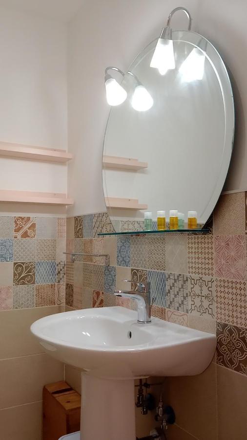 カターニア La Valigia Sul Letto Bed & Breakfast エクステリア 写真